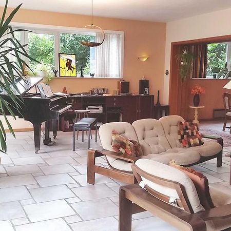 Prince D'Orange Bed & Breakfast ブレン・ラルー エクステリア 写真